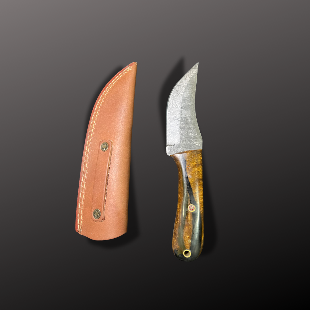 Handmade Damascus Steel Hunting Knife with Leather Sheath