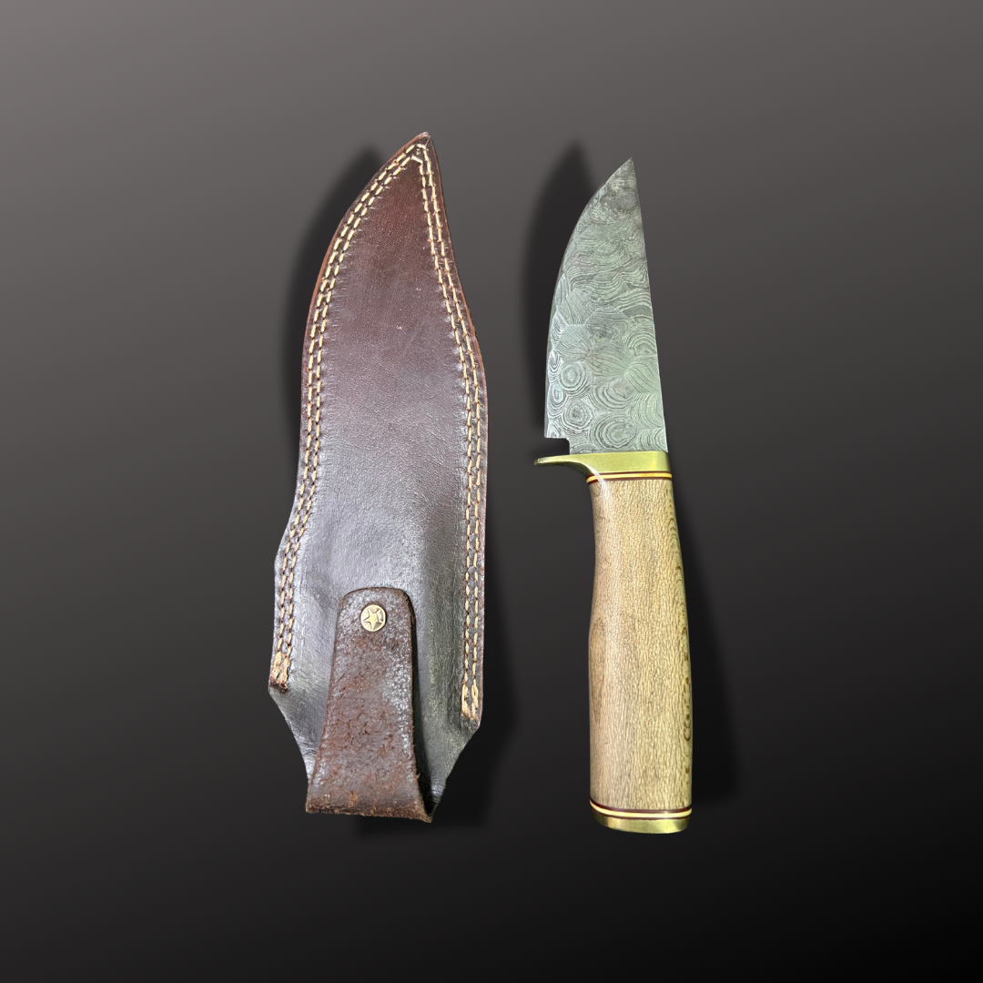 Handmade Damascus Steel Hunting Knife with Leather Sheath