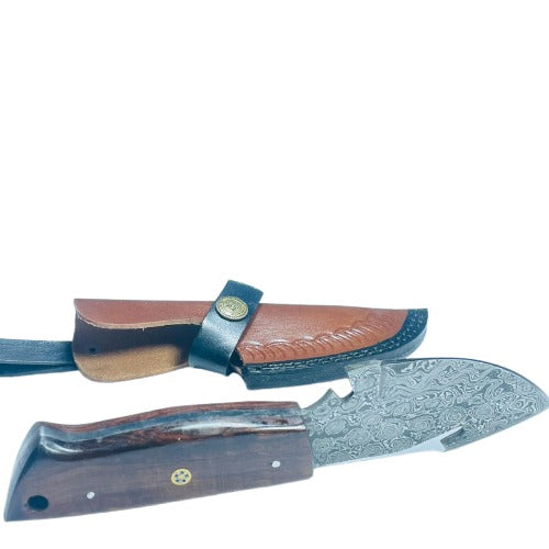 Hand-Forged Damascus Steel Gut Hook Skinning Knife – Natural Wood Handle with Leather Sheath