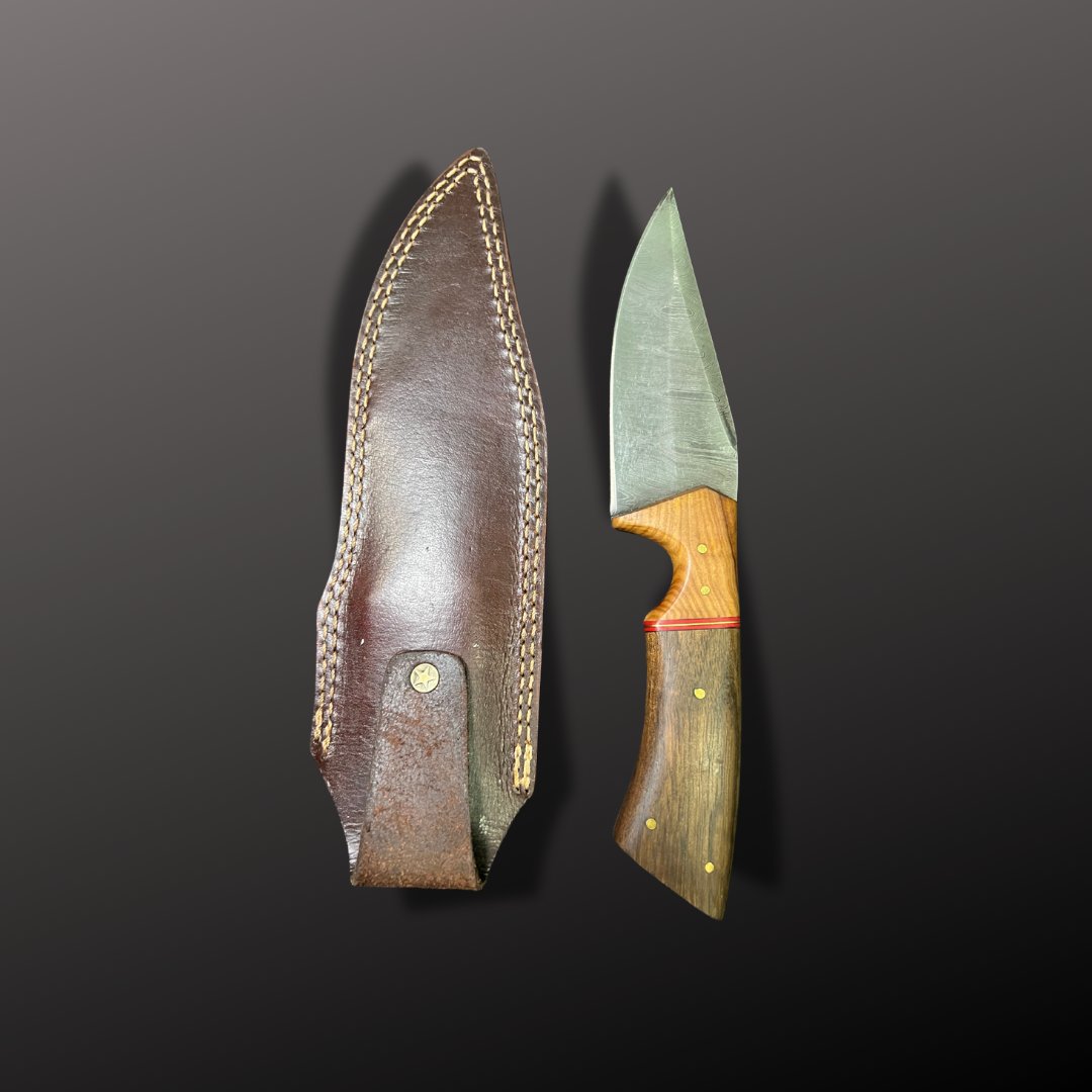 Handmade Damascus Steel Hunting Knife with Leather Sheath
