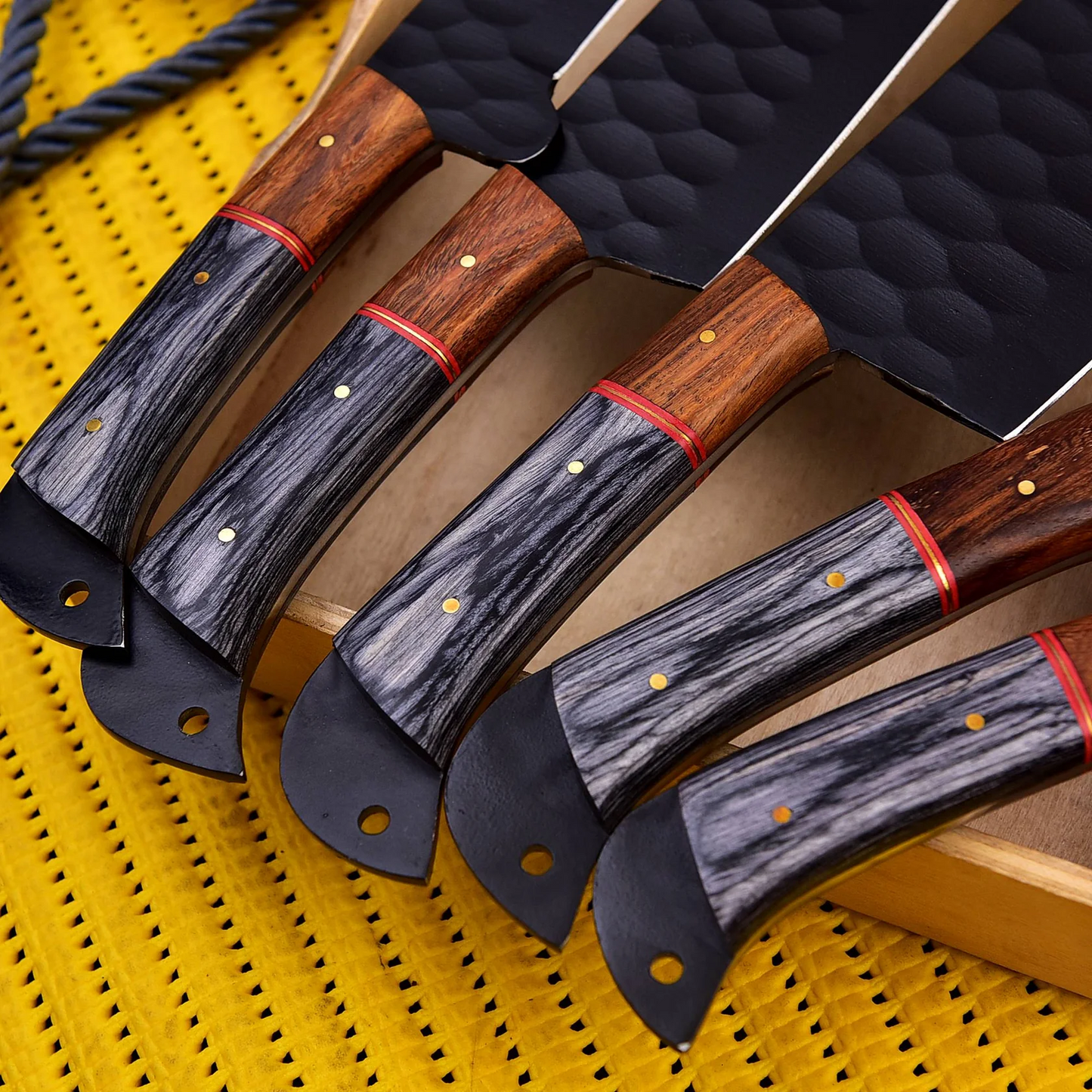 5-Piece Hand-Forged Carbon Steel Chef Knife Set with Black Powder-Coated Blades – Premium Kitchen Collection