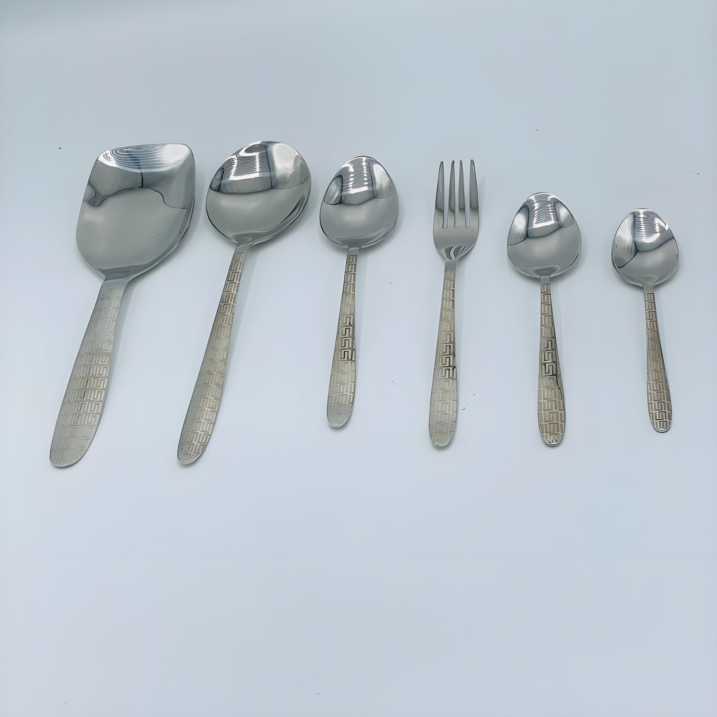 4 Persons set - Royal Luxe Gold Laser-Design Silverware